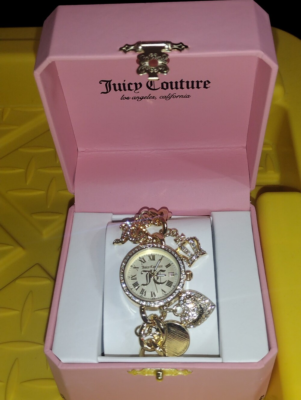 JUICY COUTURE WATCH RHINESTONES JUICY COUTURE GOLD WATCH WITH CHARMS NEW